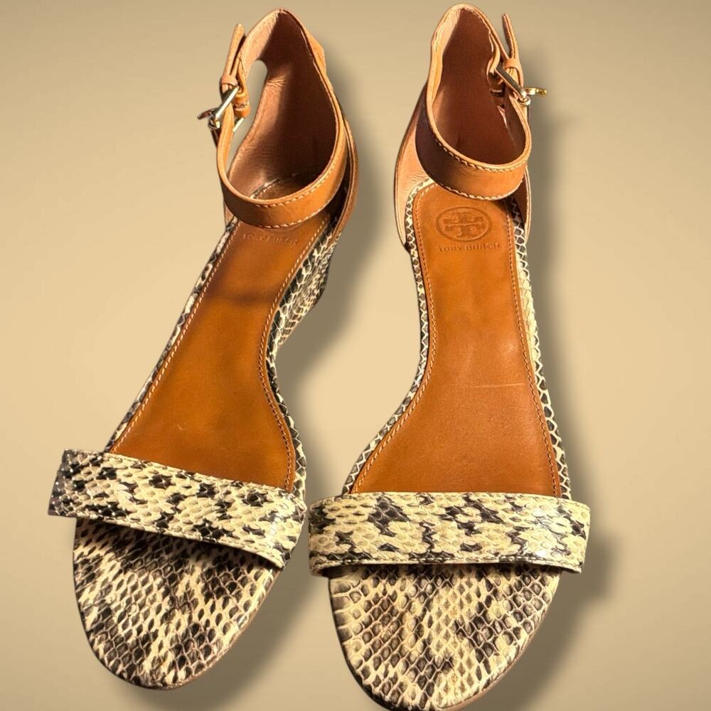 TORY BURCH Savannah Tan Snake Print Leather Wedge Sandals Barely Worn